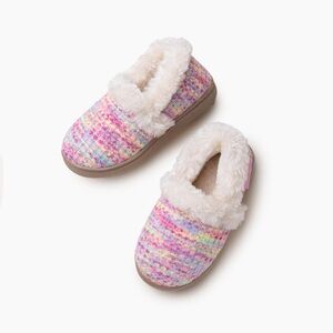 Brand-new Minnetonka Children's Daina Slippers - Size 7-8